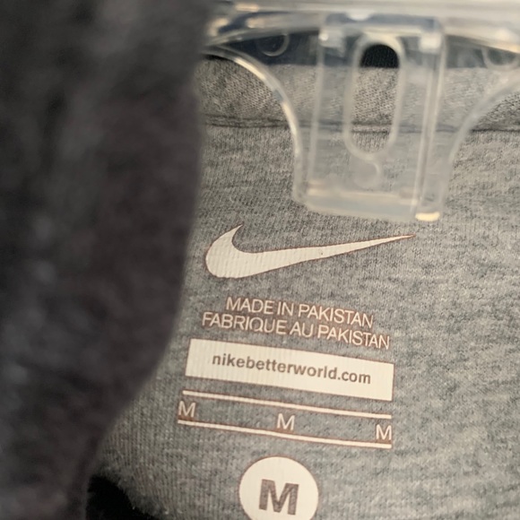 Black Nike hoodie - Picture 2 of 2